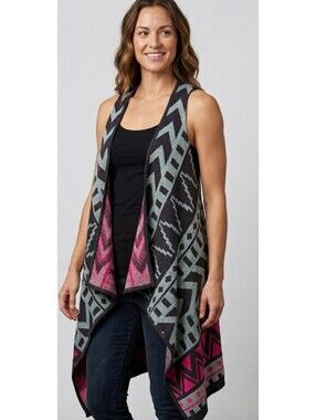 Woman's Aztec Sleeveless Open Front Sleeveless Cardigan OSFM
